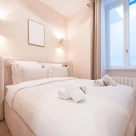 Apartment In Montmartre Paris Exterior photo